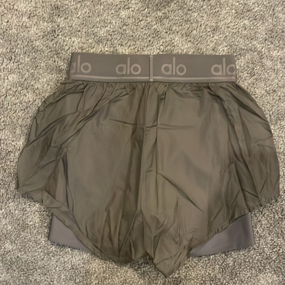 ALO - Picture 2 of 2